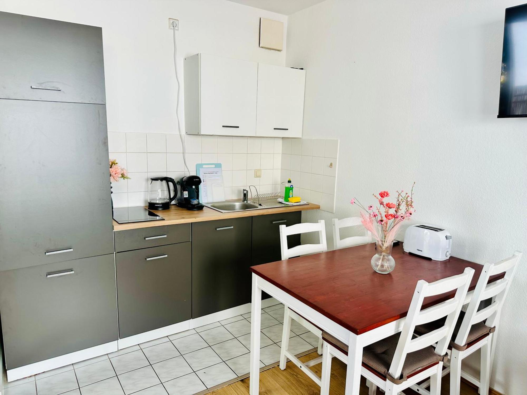In Stoetteritz With Balcony - Great Public Transport Links To The Apartment